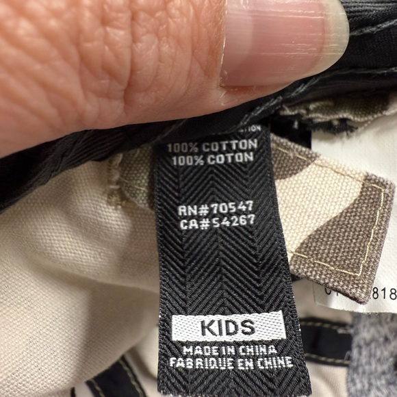 The Black Dog Kids Camouflage Hat with Dog Patch - Picture 5 of 7